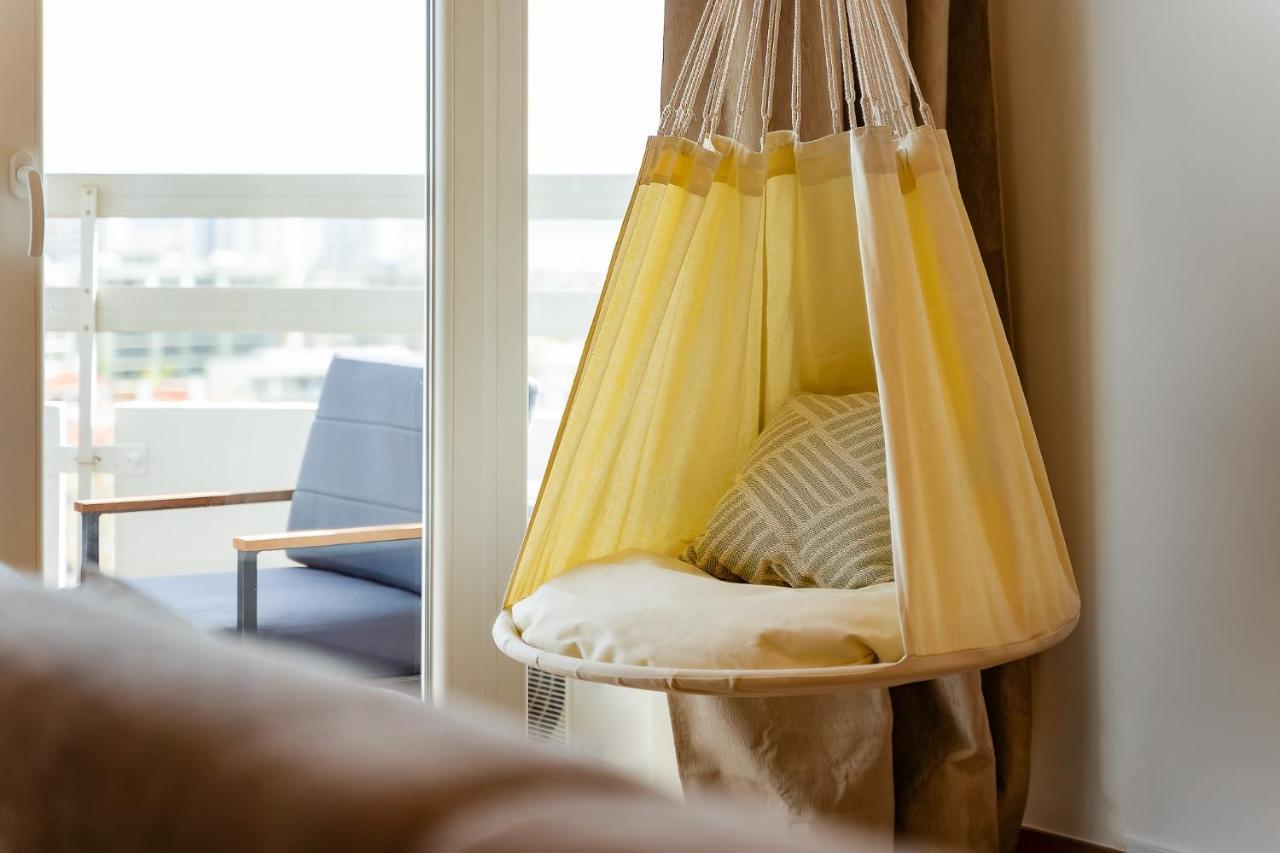 Charming Apartment W/ Pool & Balcony In Portimao By Lovelystay Bagian luar foto