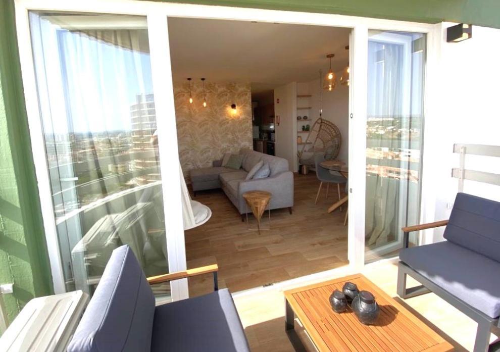 Charming Apartment W/ Pool & Balcony In Portimao By Lovelystay Bagian luar foto